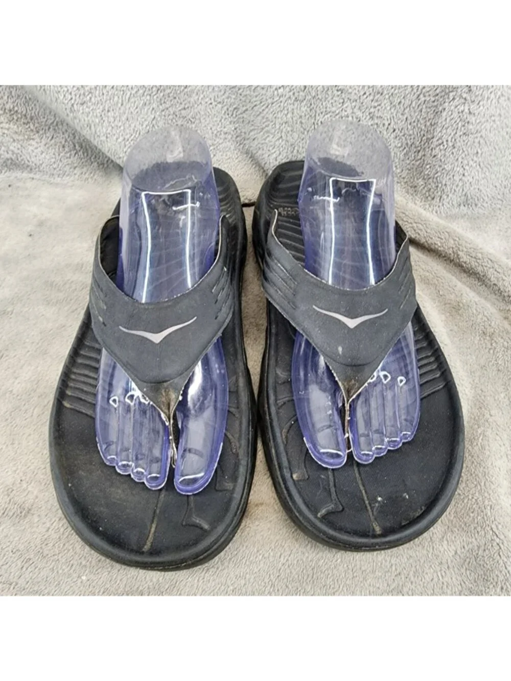 Hoka One One Shoes Mens 12 Black Synthetic Recovery Comfort Flip Flop *Read*